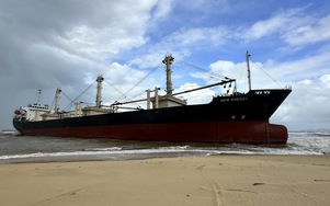 Vì sao tàu hàng nghìn tấn thường mắc cạn ở cảng Dung Quất?