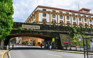 Lạc bước giữa "Tây Ban Nha cổ kính" ngay trong lòng châu Á