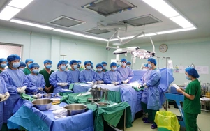 Hành trình 24 giờ vượt 2.000km mang sự sống từ Cần Thơ đến Hà Nội