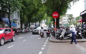 TP.HCM siết chặt xử lý lấn chiếm lòng đường, vỉa hè