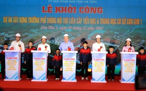 Hà Tĩnh: Chắp cánh những ước mơ cho học sinh vùng biên viễn