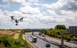 Lợi ích gì khi tuần đường cao tốc bằng máy bay không người lái?