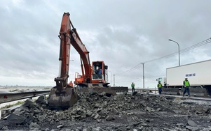 Bộ Xây dựng tiếp ứng vật tư, chỉ đạo xử lý sạt lở, huy động tổng lực mở đường sau lũ