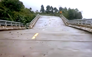 Bộ Xây dựng công bố tình huống khẩn cấp thiên tai tại cầu trên đường Hồ Chí Minh