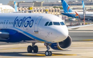 Ấn Độ yêu cầu hãng IndiGo giảm số chuyến bay để khôi phục ổn định