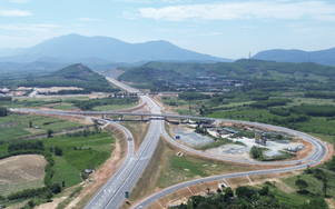 Quốc hội chốt 3 chính sách đặc biệt xây dựng cao tốc Vinh - Thanh Thuỷ