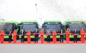 Hà Nội thêm một doanh nghiệp chuyển đổi toàn bộ phương tiện sang xe buýt điện