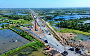 Người dân Cà Mau háo hức chờ đến ngày thông xe kỹ thuật cao tốc Cần Thơ - Cà Mau
