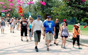 Khách quốc tế đến Việt Nam tăng 20,9%, doanh thu lữ hành "cán đích" 85,4 nghìn tỷ đồng