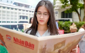 Đi trăm km, xếp link vao w88 nhiều giờ chờ nhận phụ san Báo Nhân Dân