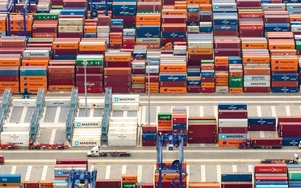 Việt Nam cần làm gì để phát triển logistics xanh?