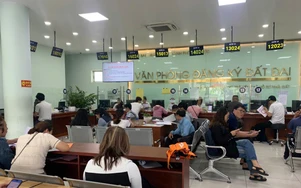 TP.HCM chấn chỉnh tình trạng “cò giấy tờ”, nâng chất lượng phục vụ hành chính công