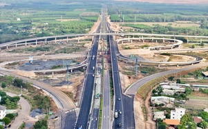 Đua nước rút để kịp thông xe 35km cao tốc Biên Hòa - Vũng Tàu trước Tết