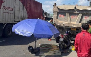 Bản tin TNGT 21/1: Đi xe máy tông ô tô tải đỗ bên đường, người phụ nữ tử vong tại chỗ