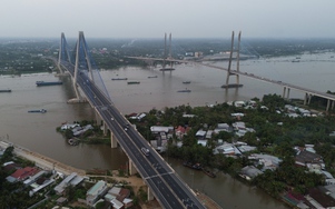 Cửa ngõ miền Tây "khoác áo mới" nhờ những cây cầu nghìn tỷ bắc qua sông Tiền
