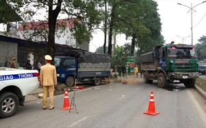 Bản tin TNGT 5/2: Không làm chủ tốc độ, tài xế xe tải tông CSGT và một người dân tử vong