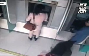 Video: Tên cướp giật tiền tại ATM bị giám đốc ngân hàng hạ gục