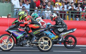 Giải đua môtô chuyên nghiệp tại Cần Thơ thu hút lượng khán giả khủng