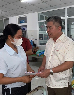 Vụ tai nạn mô tô nước ở Hòn Khô, bé 8 tuổi tử vong: Người mẹ bàng hoàng ngất lịm
