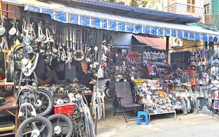 Rủi ro khi mua phụ tùng ô tô trôi nổi