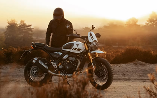 Triumph Scrambler 400 XC lộ diện với nhiều nâng cấp