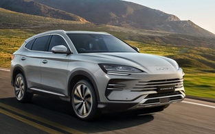 Điều gì giúp xe Hybrid sạc ngoài có thể đi hơn 1.200km?