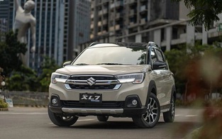 Suzuki XL7 là xe hybrid bán chạy nhất tháng đầu năm