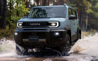 Toyota Land Cruiser FJ ra mắt tại Thái Lan trước khi về Việt Nam