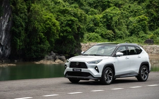 Toyota ưu đãi giá xe, cao nhất tới 70 triệu đồng