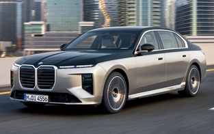 BMW 7 Series 2027 chạy điện đi được hơn 560km sau một lần sạc