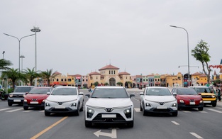 VinFast bán gần 25.000 xe điện trong tháng 4