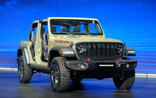 Đổi nhà phân phối, loạt xe Jeep, Ram có giá mềm hơn trăm triệu đồng