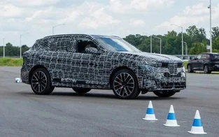 BMW X5 có bản thuần điện, chạy được gần 640km