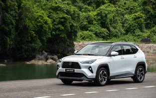Khách mua Toyota Yaris Cross và Vios được ưu đãi 54 triệu đồng