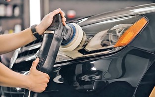 Mờ, ố mặt kính ô tô, có nên thay cả cụm đèn?