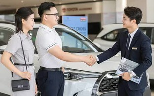 Mua ô tô lần đầu, cần tránh điều gì?