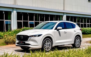 Mazda CX-5 vững vàng vị trí xe gầm cao bán chạy nhất