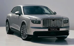SUV điện đầu tiên của Bentley gắn 76 viên pha lê