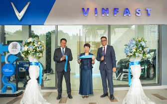 VinFast khai trương ba đại lý đầu tiên tại Philippines