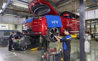 VinFast đào tạo miễn phí kỹ thuật viên xe điện
