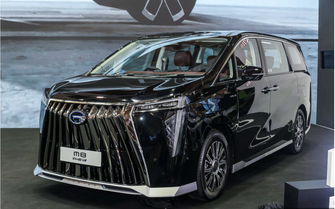 GAC M8 PHEV tại Malaysia rẻ như xe xăng ở Việt Nam