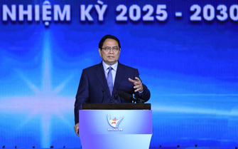 Thủ tướng: Hội Doanh nhân trẻ Việt Nam phải có tầm nhìn xa, trông rộng, nghĩ sâu, làm lớn