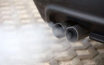 Khói ống xả đổi màu, xe đang "báo bệnh" gì?