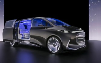 Mercedes-Benz giới thiệu công nghệ xe điện mới
