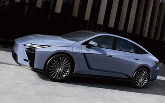Lexus ES 2025 ra mắt tại Triển lãm ô tô Thượng Hải