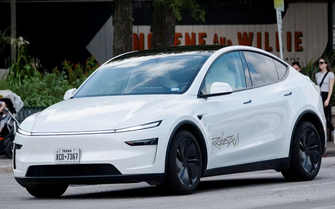 Những sự cố đầu tiên của Robotaxi Tesla là lời cảnh báo về vấn đề an toàn