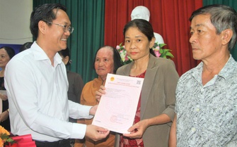 Phường đầu tiên ở TP Đà Nẵng cấp "sổ đỏ" cho người dân sau sáp nhập