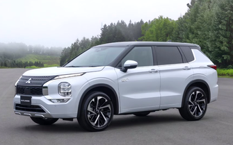 Doanh số Mitsubishi Outlander PHEV tăng mạnh trong năm 2025