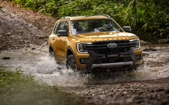 Phân khúc xe bán tải: Ford Ranger vẫn áp đảo doanh số