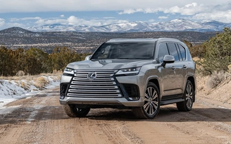 Người Việt mua 6 xe Lexus mỗi ngày trong năm 2025